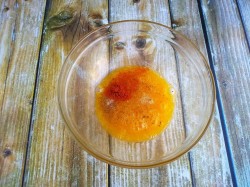 название картинки Горячие гренки с чесноком и паприкой