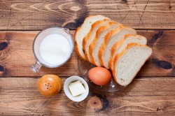 Гренки из батона с яйцом