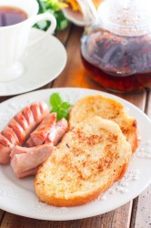 Гренки из батона с яйцом