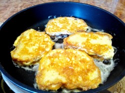 Гренки сырные на завтрак