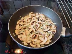 Рагу из грибов и болгарского перца