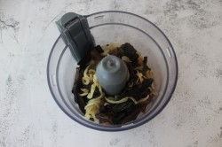 Грибная икра из сухих грибов