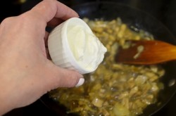 название картинки Грибная подлива из шампиньонов