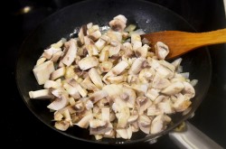 название картинки Грибная подлива из шампиньонов