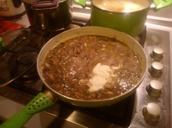 Грибная подлива с курицей