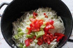 название картинки Грибная солянка с капустой на зиму