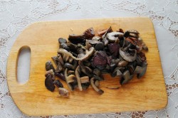 название картинки Грибная солянка с капустой на зиму