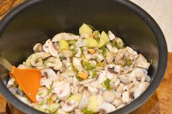 название картинки Грибной суп пюре в мультиварке из шампиньонов