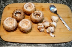 Грибы с сыром и помидорами в духовке