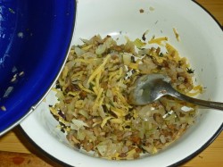 Грибы с сыром томатами в духовке