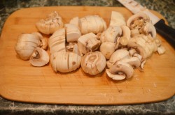 название картинки Шампиньоны в сметане на сковороде