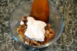 название картинки Грибы в сметане в духовке запеченные с сыром