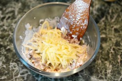 название картинки Грибы в сметане в духовке запеченные с сыром