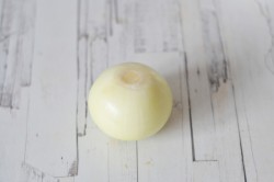 Гуляш из грудки с подливкой - шаг 3