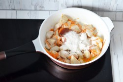 Гуляш из грудки с подливкой - шаг 7