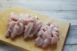 название картинки Гуляш из курицы с подливкой