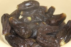 Баклажановая икра на зиму бабусина - шаг 1