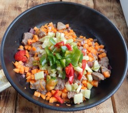 название картинки Индейка тушеная с овощами
