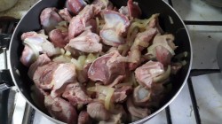 Индюшачьи желудки с гречей