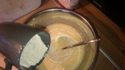 Бисквитно йогуртовый торт с фруктами