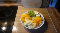 Бисквитно йогуртовый торт с фруктами