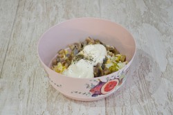 название картинки Изумрудные шарики с селедкой закуска