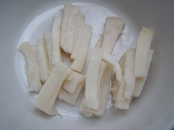 Жареная картошка с салом - шаг 1 Жареная картошка с салом - шаг 1