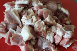 Жареное маринованное мясо на сковороде