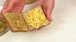 Жареные бутерброды с сыром и луком - шаг 5 Жареные бутерброды с сыром и луком - шаг 5