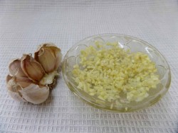 название картинки Жареные вешенки с чесноком и зеленью