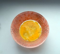 Жареные пельмени на сковороде