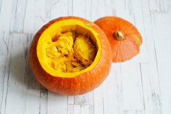 Жаркое в тыкве в духовке с мясом - шаг 1