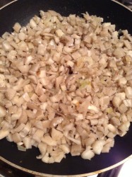 Жульен из вешенок (жюльен)