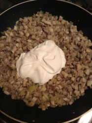 Жульен из вешенок (жюльен)