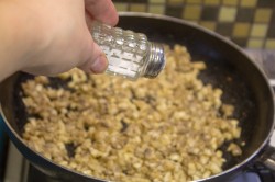 название картинки Жульен из шампиньонов классический