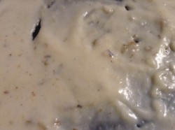 Жульен с вешенками, твердым сыром и сливками в духовке