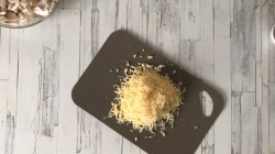 Классический жульен с грибами в духовке