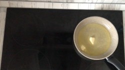 Классический жульен с грибами в духовке