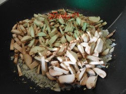 название картинки Жюльен Оригинальный в мясных корзиночках