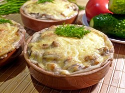 название картинки Жульен с грибами и сметаной