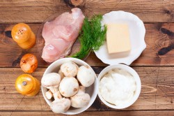 Жульен с грибами курицей и сметаной