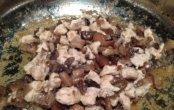 Жульен с картошкой курицей и грибами