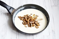 Жульен с креветками