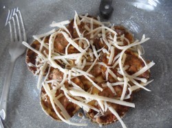 название картинки Баклажаны и кабачки с сыром в микроволновке