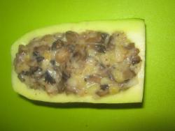 название картинки Кабачков в духовке с фаршем и грибами