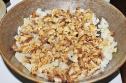 Кабачки фаршированные грибами в духовке