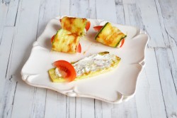 название картинки Кабачки жареные с чесноком помидорами