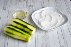 название картинки Кабачки жареные с чесноком помидорами