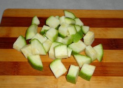 Кабачки с капустой и картошкой в мультиварке