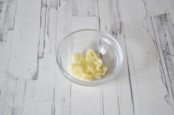 название картинки Кабачки с помидорами на сковороде